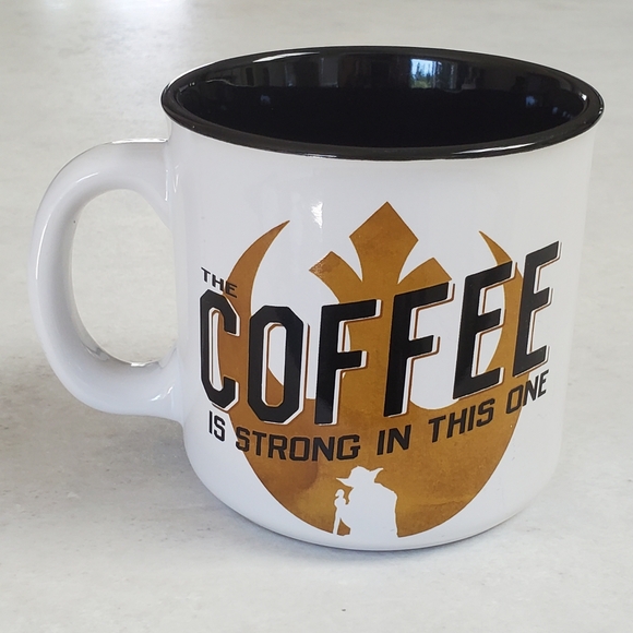 Star Wars "The Coffee is Strong in this One" 20 oz Ceramic Mug Cup Yoda - Picture 4 of 8